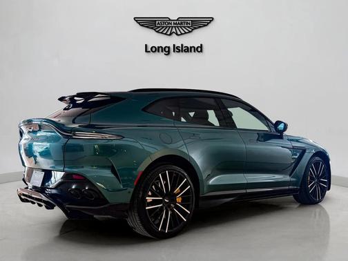 2024 Aston Martin DBX 707