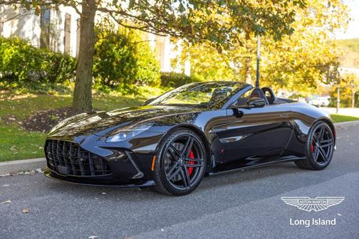 Onyx Black 2026 Aston Martin Vantage S