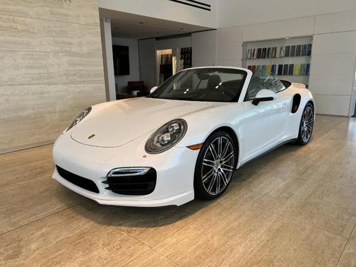 Photo 1 of 32 of 2014 Porsche 911 Turbo
