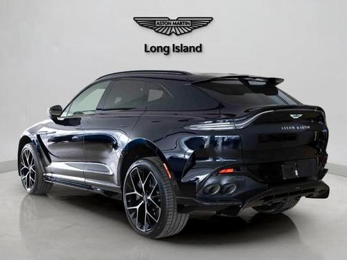 2025 Aston Martin DBX 707