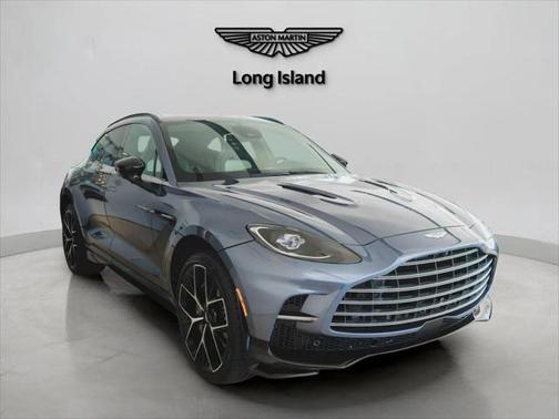 2025 Aston Martin DBX 707