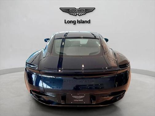 2025 Aston Martin DB12 Base