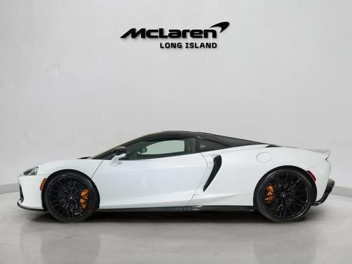 2026 McLaren GTS 