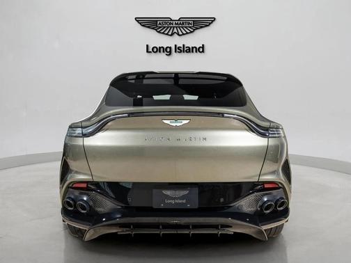 2026 Aston Martin DBX 707