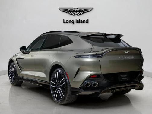 2026 Aston Martin DBX 707