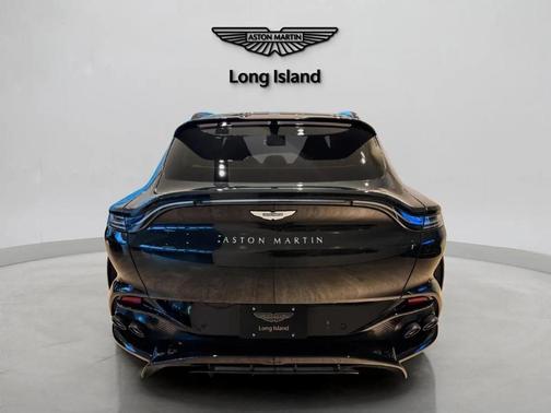 2026 Aston Martin DBX 707