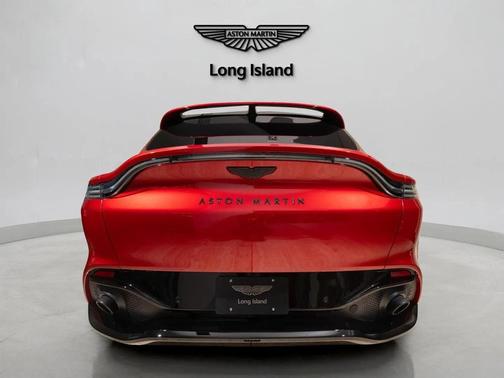 2022 Aston Martin DBX Base