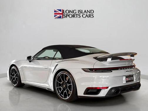 2022 Porsche 911 Turbo S