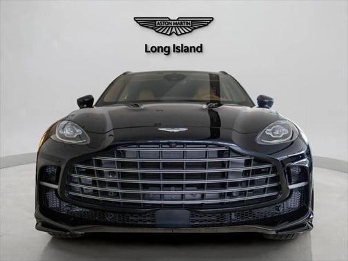 2025 Aston Martin DBX 707