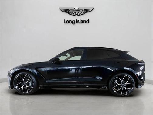 2025 Aston Martin DBX 707
