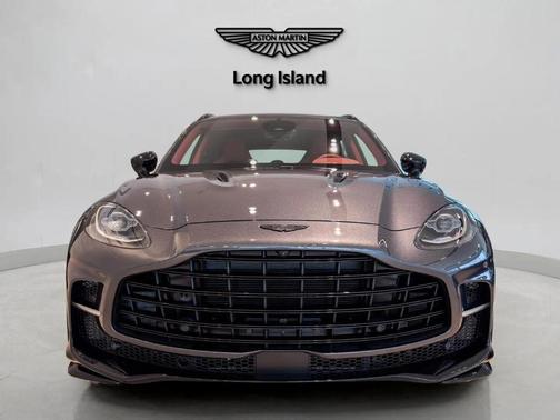 2025 Aston Martin DBX 707
