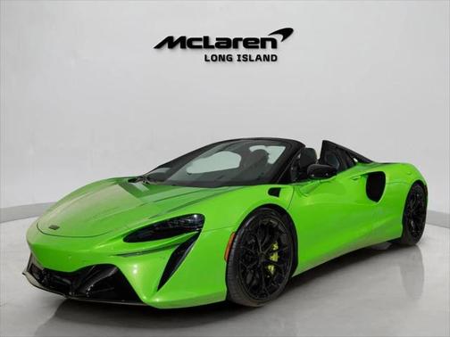 2025 McLaren Artura TechLux