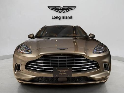 2022 Aston Martin DBX Base