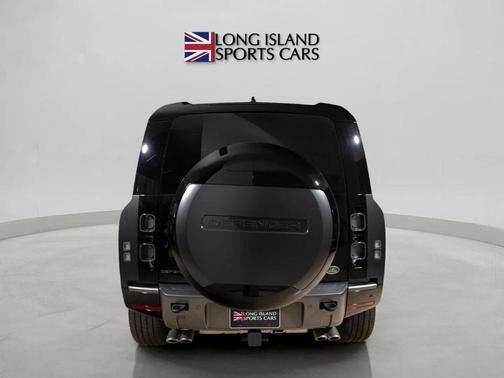 2023 Land Rover Defender 