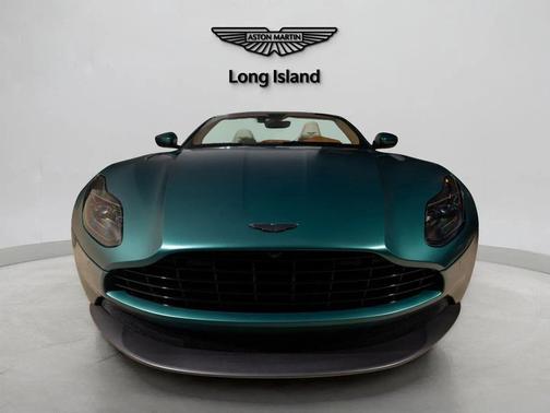 2023 Aston Martin DB11 Volante