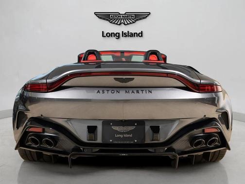 2026 Aston Martin Vantage Base