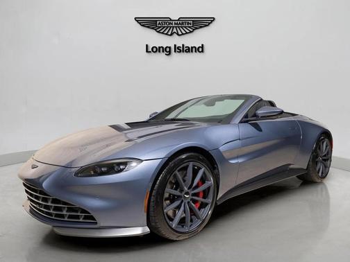 2022 Aston Martin Vantage Base