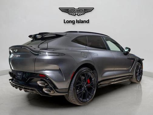 2026 Aston Martin DBX 707