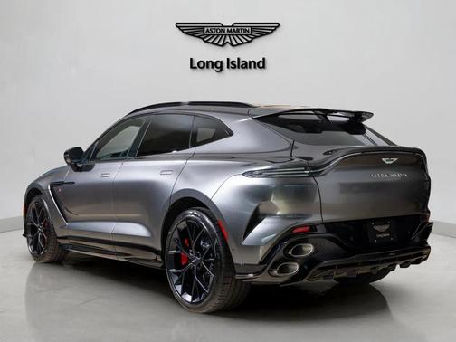 2026 Aston Martin DBX 707