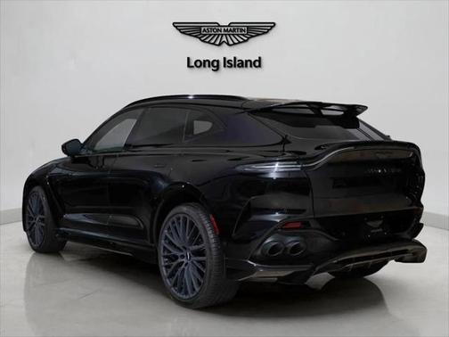 2023 Aston Martin DBX 707
