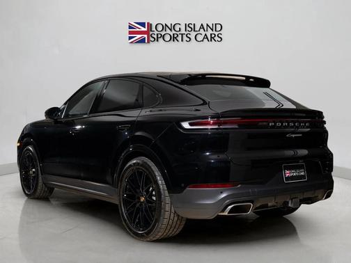 2024 Porsche Cayenne AWD