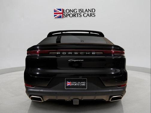 2024 Porsche Cayenne AWD