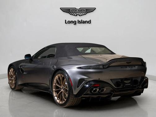 2026 Aston Martin Vantage Base