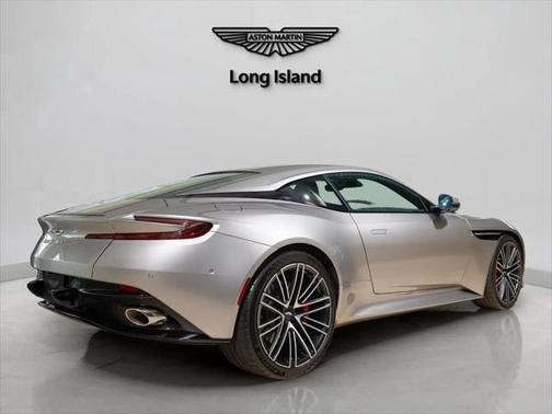 2024 Aston Martin DB12 Base