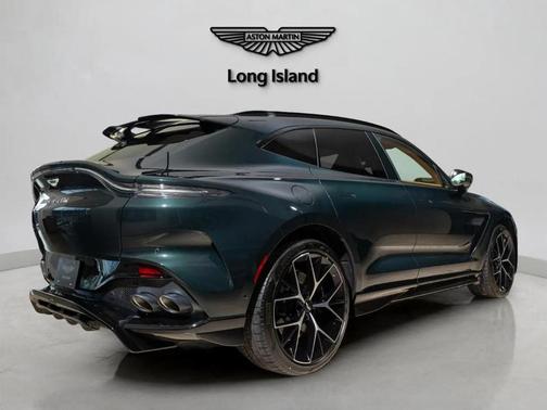 2026 Aston Martin DBX 707