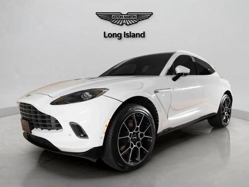 2021 Aston Martin DBX Base
