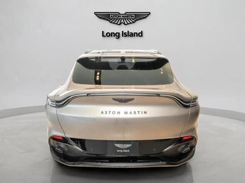 Arizona Bronze 2023 Aston Martin DBX Base