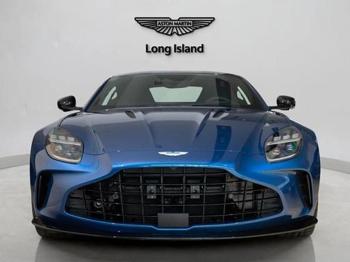 2026 Aston Martin Vantage Base