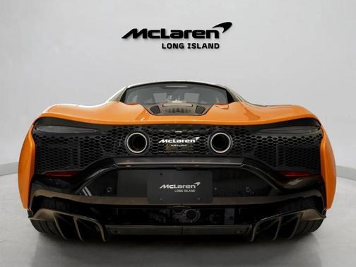 Ventura Orange 2026 McLaren Artura