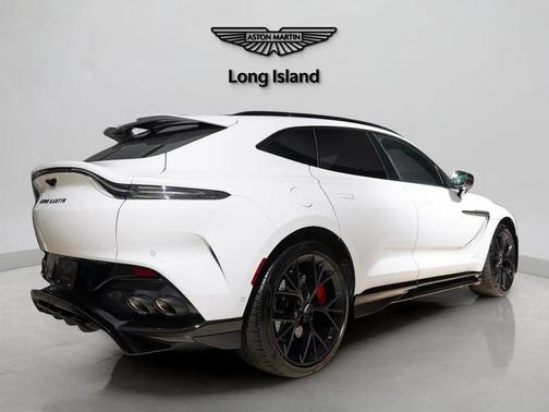 2026 Aston Martin DBX 707