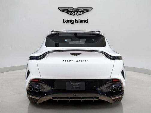 2026 Aston Martin DBX 707