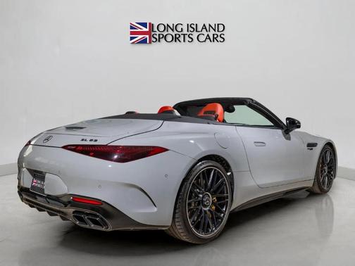 2022 Mercedes-Benz AMG SL 63 Base