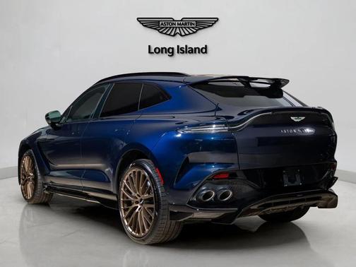 2026 Aston Martin DBX 707