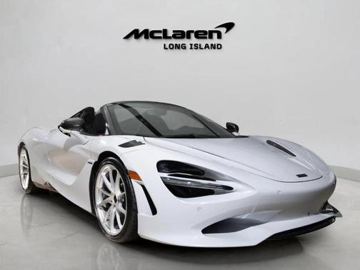 2026 McLaren 750S Base