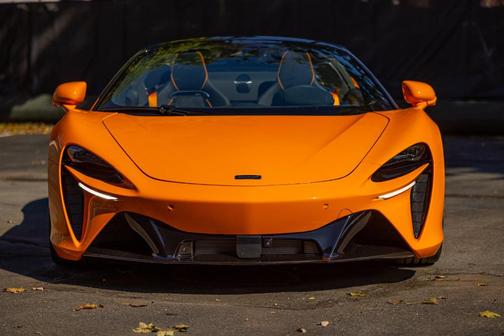 McLaren Orange 2027 McLaren Artura