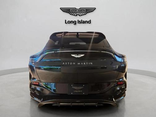 2026 Aston Martin DBX 707