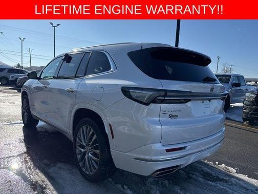 2025 Buick Enclave Avenir FWD