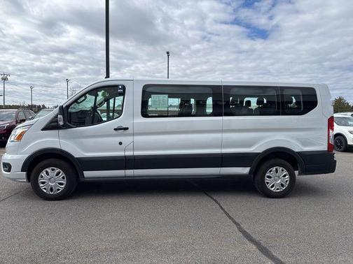 Oxford White 2022 Ford Transit-350 XLT