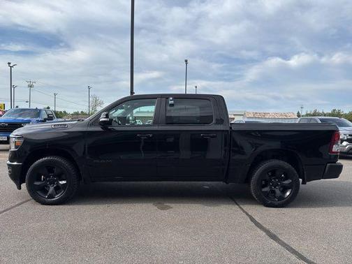 Diamond Black Crystal Pearlcoat 2019 RAM 1500 Big Horn