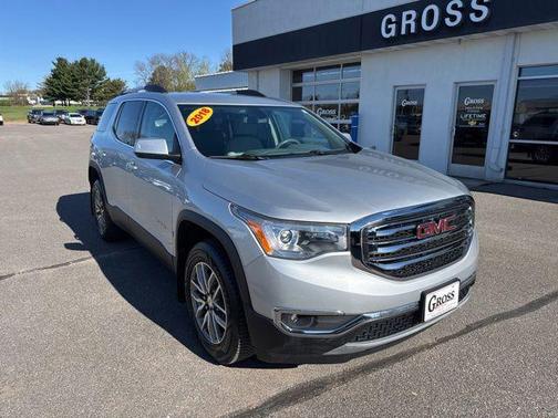 Quicksilver Metallic 2018 GMC Acadia SLE-2