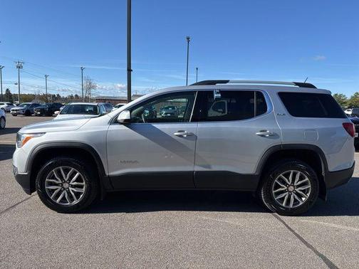 Quicksilver Metallic 2018 GMC Acadia SLE-2