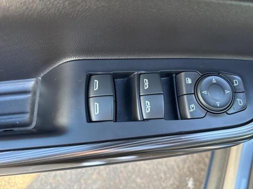 2022 GMC Acadia AWD SLT