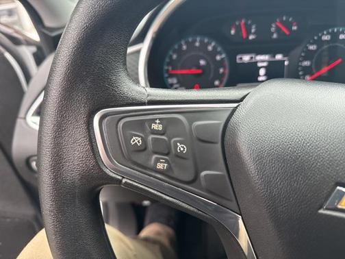 2017 Chevrolet Malibu 1LT