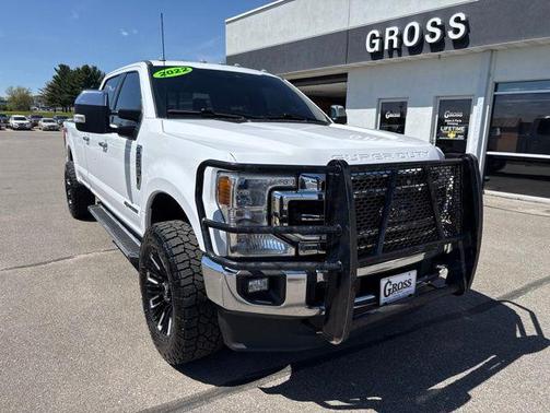 Oxford White 2022 Ford F-350 Lariat