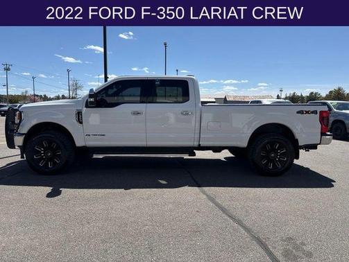 Oxford White 2022 Ford F-350 Lariat