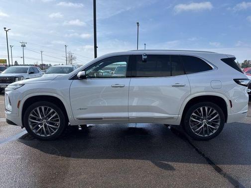 2025 Buick Enclave Avenir FWD